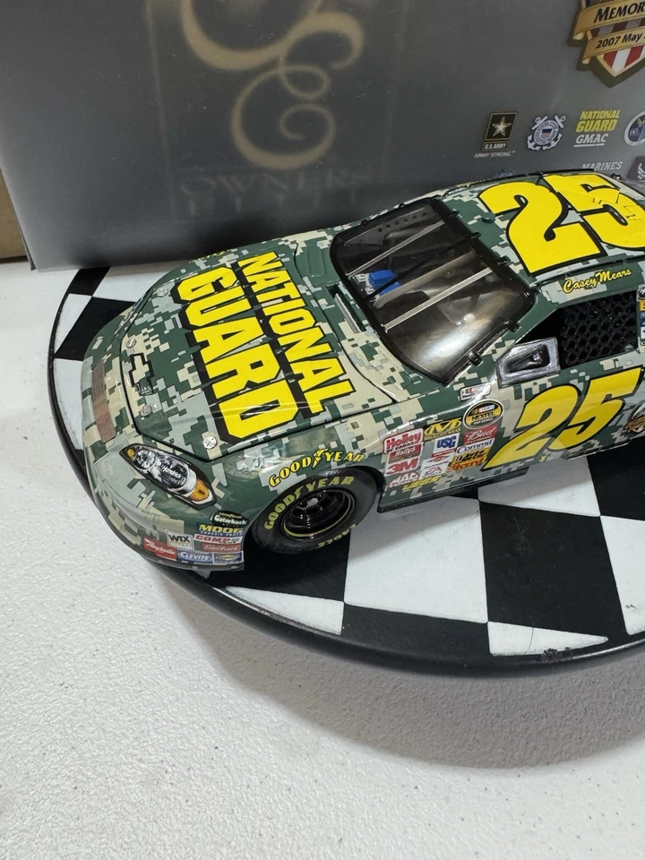 Casey Mears ELITE #25 National Guard American Heroes 2007 1/24 Nascar Diecast - Image 3 of 4