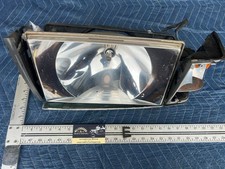 1986-1993 Volvo 240 244 245 Front Passenger Right Headlight Lamp Oem 4456em