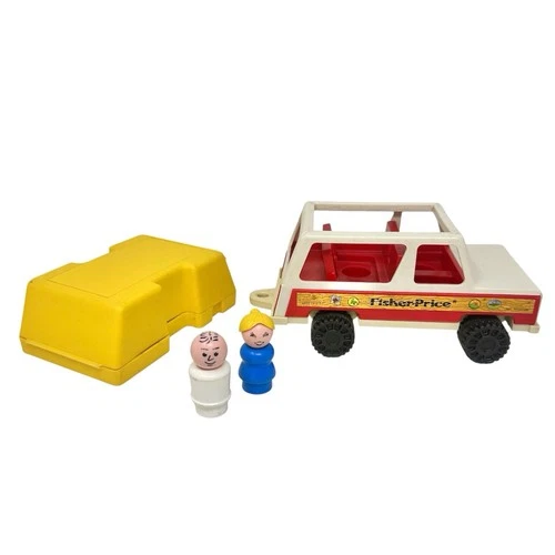 Vintage 1979 Fisher Price Little People Station Wagon Jeep 992 & figures Lot