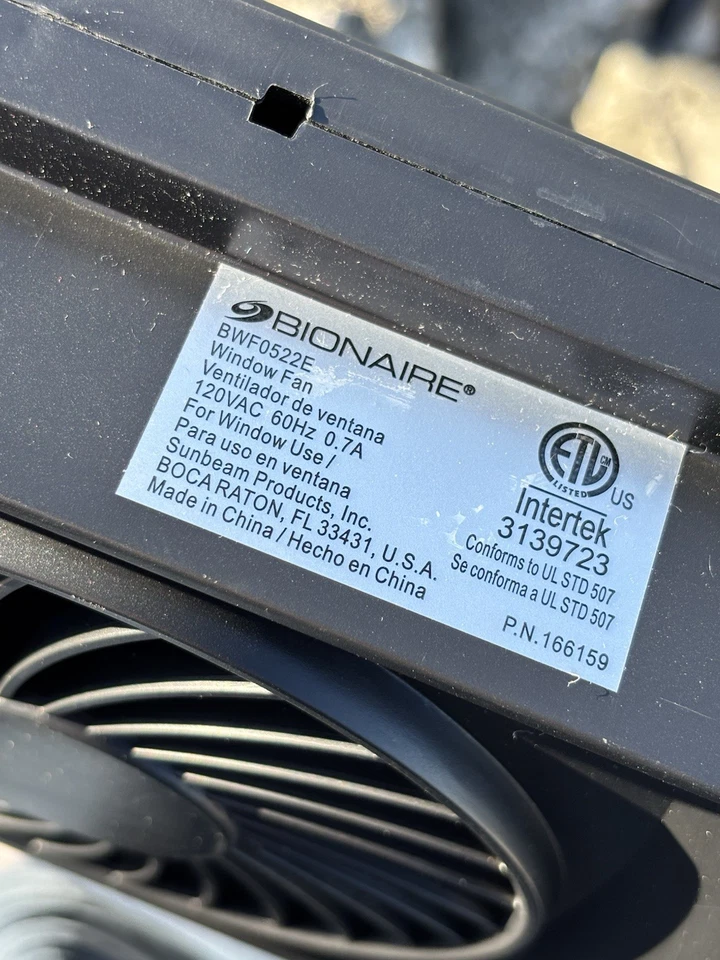Bionaire Adjustable Whole House Window Fan BWF0522E Triple Fan Intertek Black - Image 3 of 4