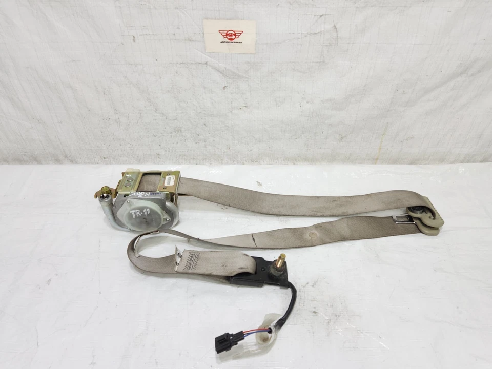 Ремень безопасности натяжитель передний ремень безопасности для Infiniti QX56 2004-2006 годов выпуска правый со стороны пассажира - Изображение 2 из 4