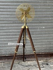 Ventilador de piso de pedestal náutico - Trípode de madera industrial retro estilo Royal Navy marrón