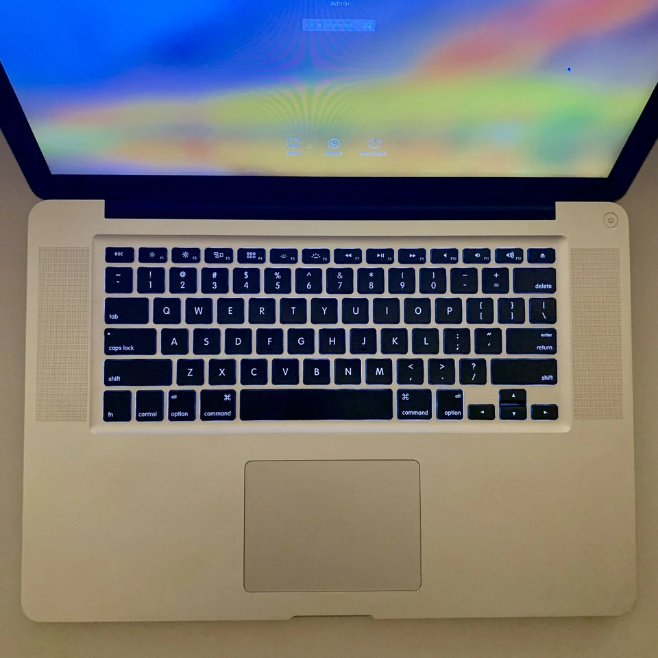 Apple MacBook Pro 15" Laptop 2.0GHz Core-i7, 8GB RAM, 128GB-1TB SSD WARRANTY - Image 4 of 4