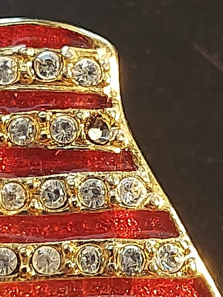 Broche Camrose & Kross JBK Bandera Americana Esmalte Estrás Chapado en Oro Foto 4 de 4