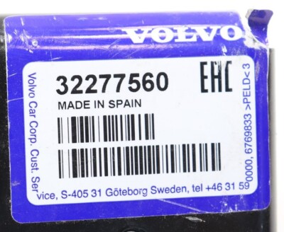 パーツ VOLVO NEW OE Volvo Radiator Support Side Bracket Right Lower 32277560