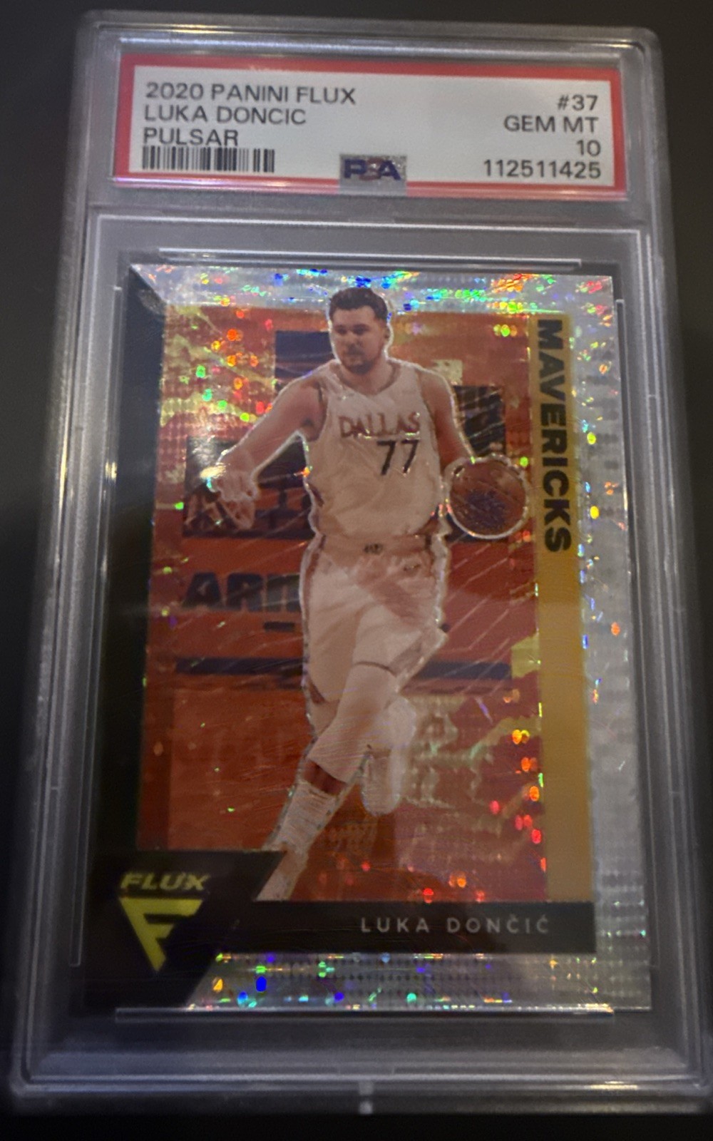 2020 Panini Flux - Luka Dončić #37 Pulsar Prizm  Mavericks PSA 10 SP