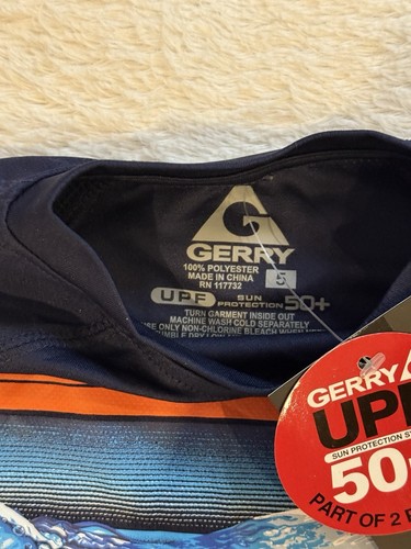 GERRY Boys Swim 2 Piece Set-Trunks & Shirt-UPF 50+ -Navy - Size 5 -NWT - SHARKS - Picture 3 of 7