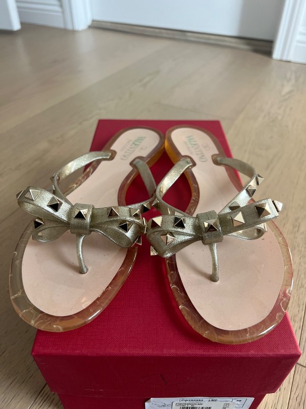 Valentino Garavani Rockstud PVC Flat Thong Sandals Gold- Size 38