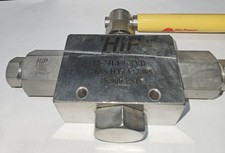 NEW 15-74LF9-HYD HIP High Pressure Equip 2 Way 9/16 Ball Valve FNPT for Hydrogen