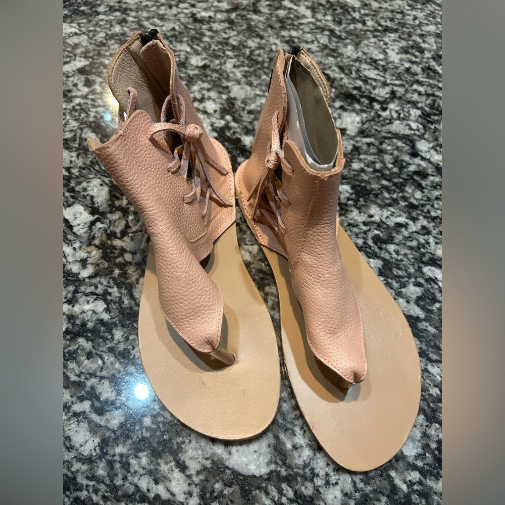 APL Sandali infradito Monkey Feet in pelle rosa con zip e tanga taglia 38 7 8