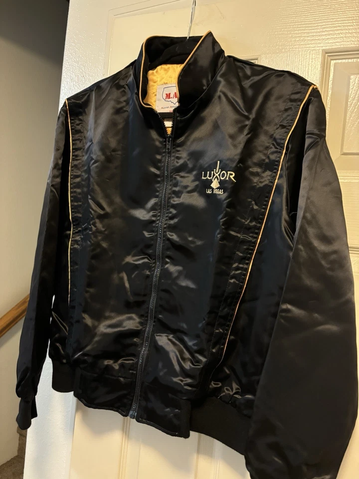 Jaqueta de cetim masculina Luxor Las Vegas boxe nova sem etiquetas Gold Fight pequena - Imagem 3 de 4
