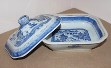 Antique Chinese Qing Canton Ware Blue White Tureen Qianlong Covered Dish 10-1/8"