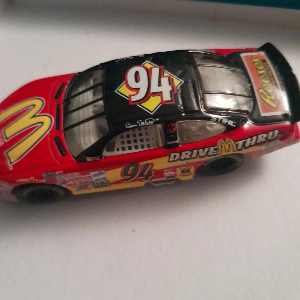 94 突き刺す ホットウィール？ ナスカーNASCARフォード