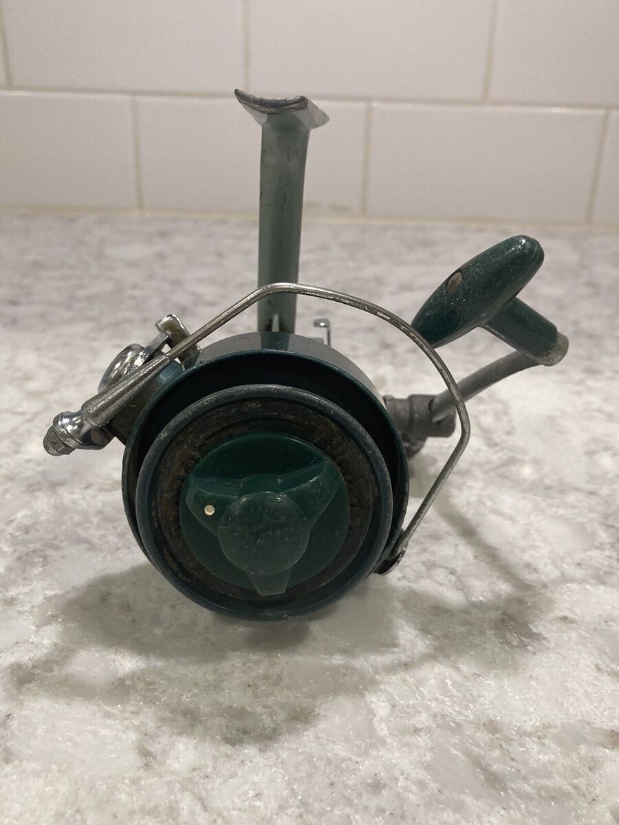 Vintage Heddon 220-R Metal Spinning Reel Made in Japan Used Vintage Heddon 220-R Metal Spinning Reel Made in Japan Used