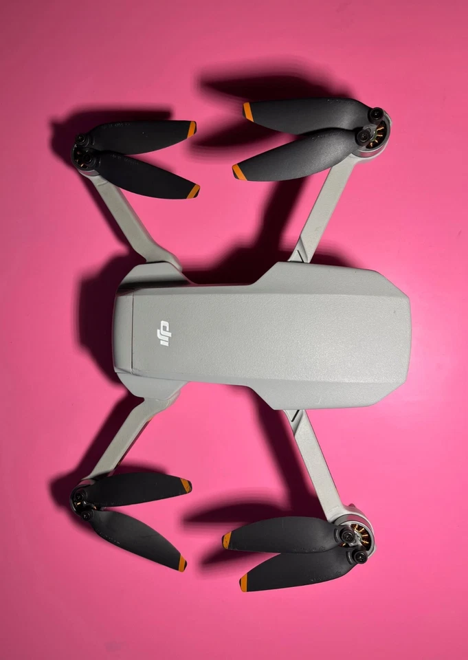 DJI Mini 2 Drone 4K with RC and battery - Image 2 of 3