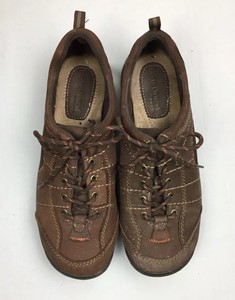 earth origins walking shoes