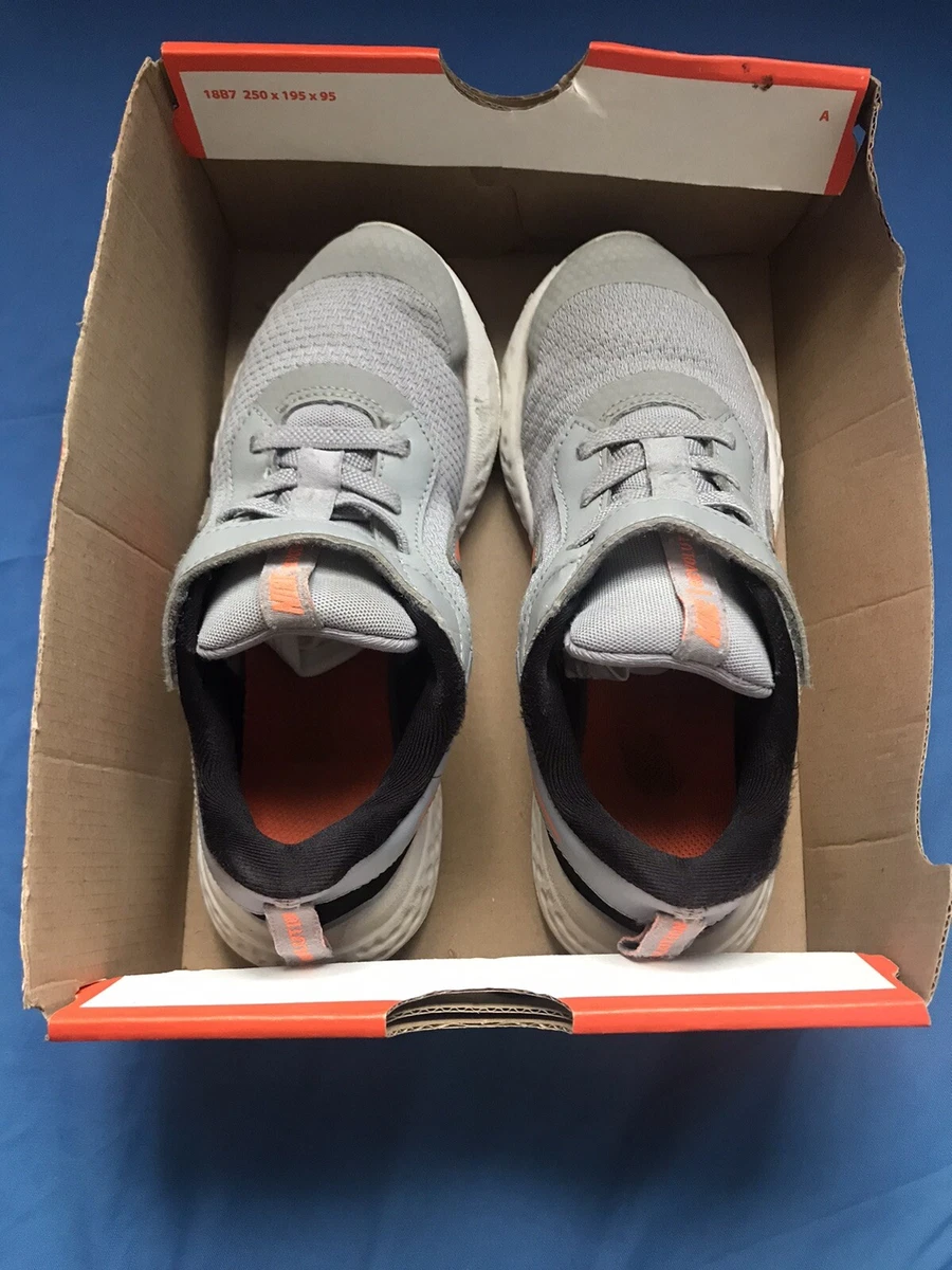 Boys nike trainers size 1 sales