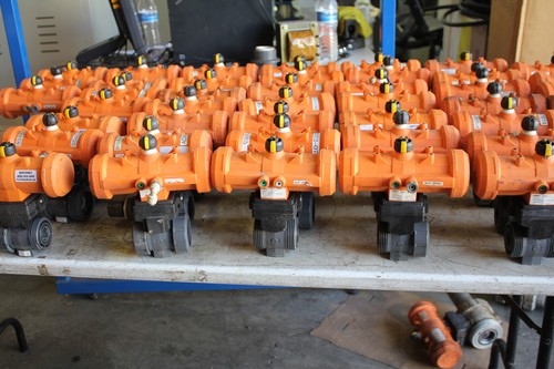 George Fischer 199.233.065 1" 546 PVC/EPDM N/C PA11 actuated Ball valve Used - Picture 9 of 10