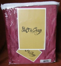 Soft & Cozy UltraLux Plush Berry Blanket Full/Queen