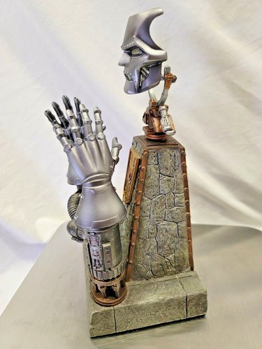 SIDESHOW DR DOOM MARVEL ARCHIVE SET Mask & Gauntlets STATUE EXCLUSIVE SDCC 2006 - Picture 10 of 12