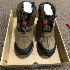 UGG Turlock Boots Insulated Waterproof Hiking - Youth Size 1 Brown