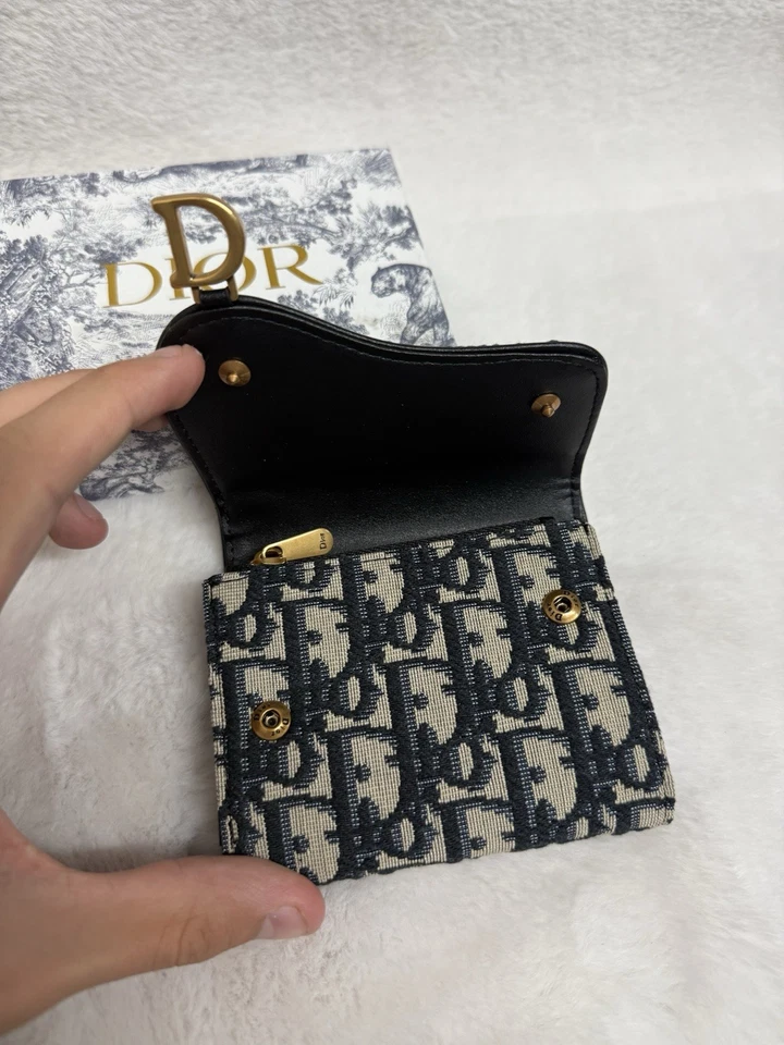 Tarjetero con solapa de silla de montar Dior azul Jacquard oblicuo Dior Foto 2 de 4