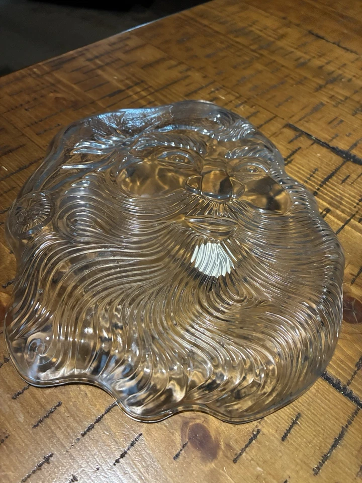Set Of (2) Crystal Clear Glass Santa Claus Face Dish 8” Holiday Serving Plate - Изображение 2 из 4