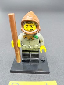 LEGO&reg; Hunchback Minifigure Studios 1381 Crypt  Scary Halloween hrf008