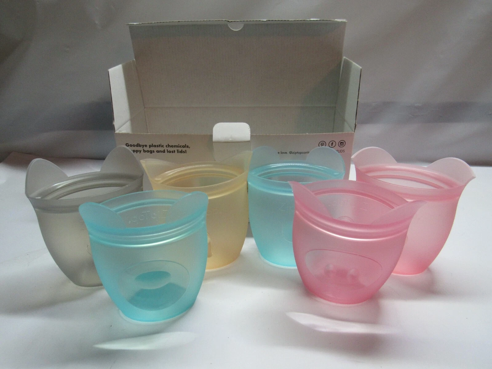 Zip Top 100% Silicone Baby Snack 4oz Containers (4pc+ 2 Bonus Set) Total of 6
Opens in a new window