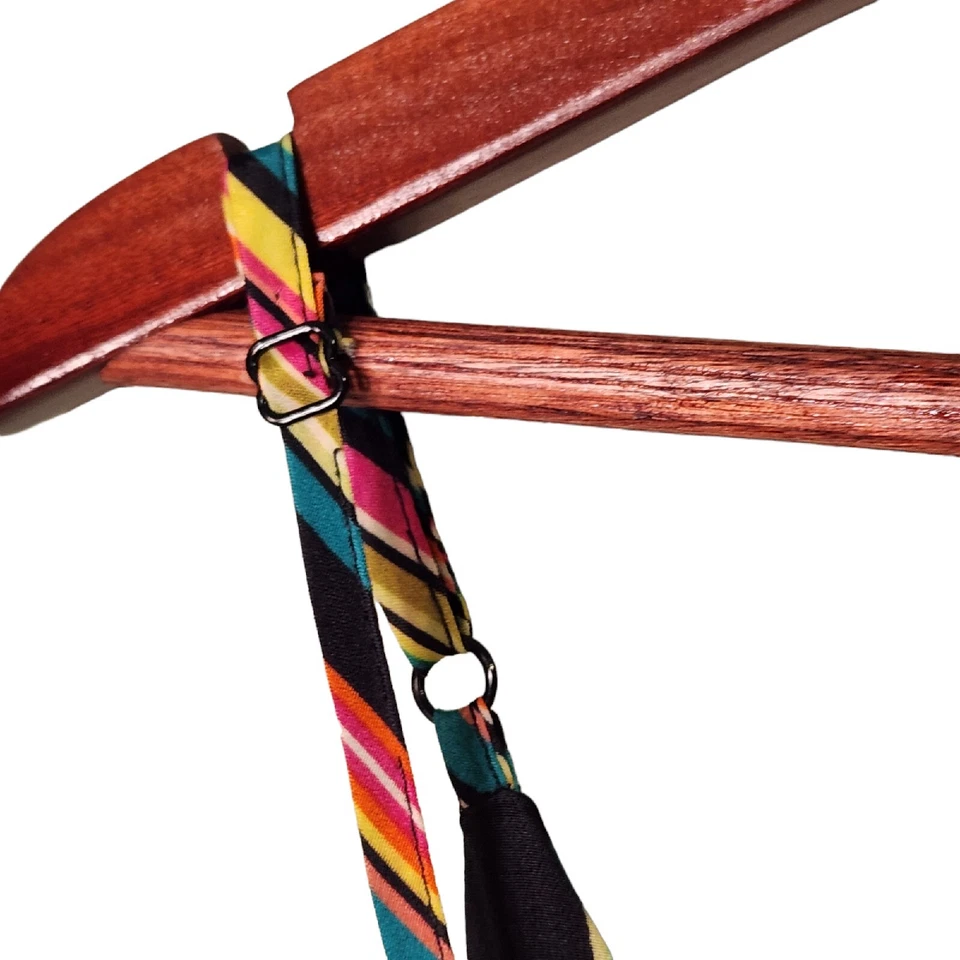 Vestido feminino Mimi Chica tamanho XS multicolorido listrado com alça de espaguete forrado - Imagem 4 de 4