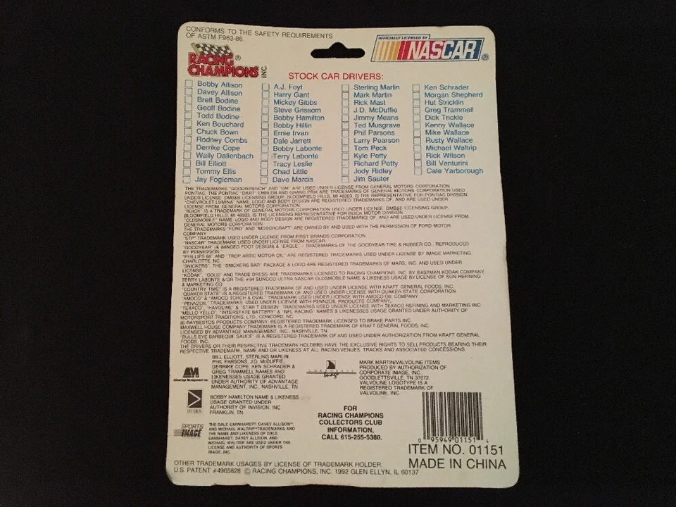 Campeones de carreras Alan Kulwicki Hooters #7 - Muy raro Foto 3 de 3