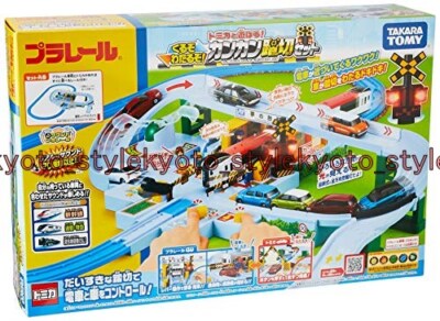 Takara Tomy Plarail Let's play with Tomica! Cancan railroad