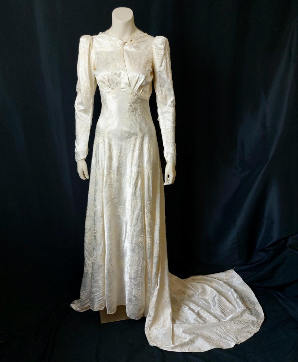 1930 1940 Wedding Dresses A Complete Wedding Dress History & Origins — free download