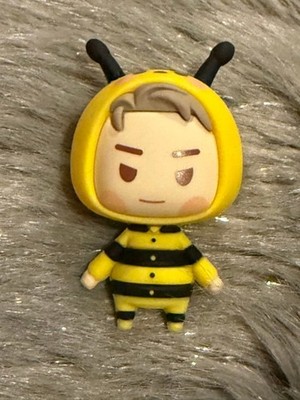 BTS Island in the SEOM Luckydraw Magnet Figure | eBay