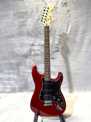 Fender Squier Affinity Stratocaster Guitar Red/Black ~ Tested, VG COND