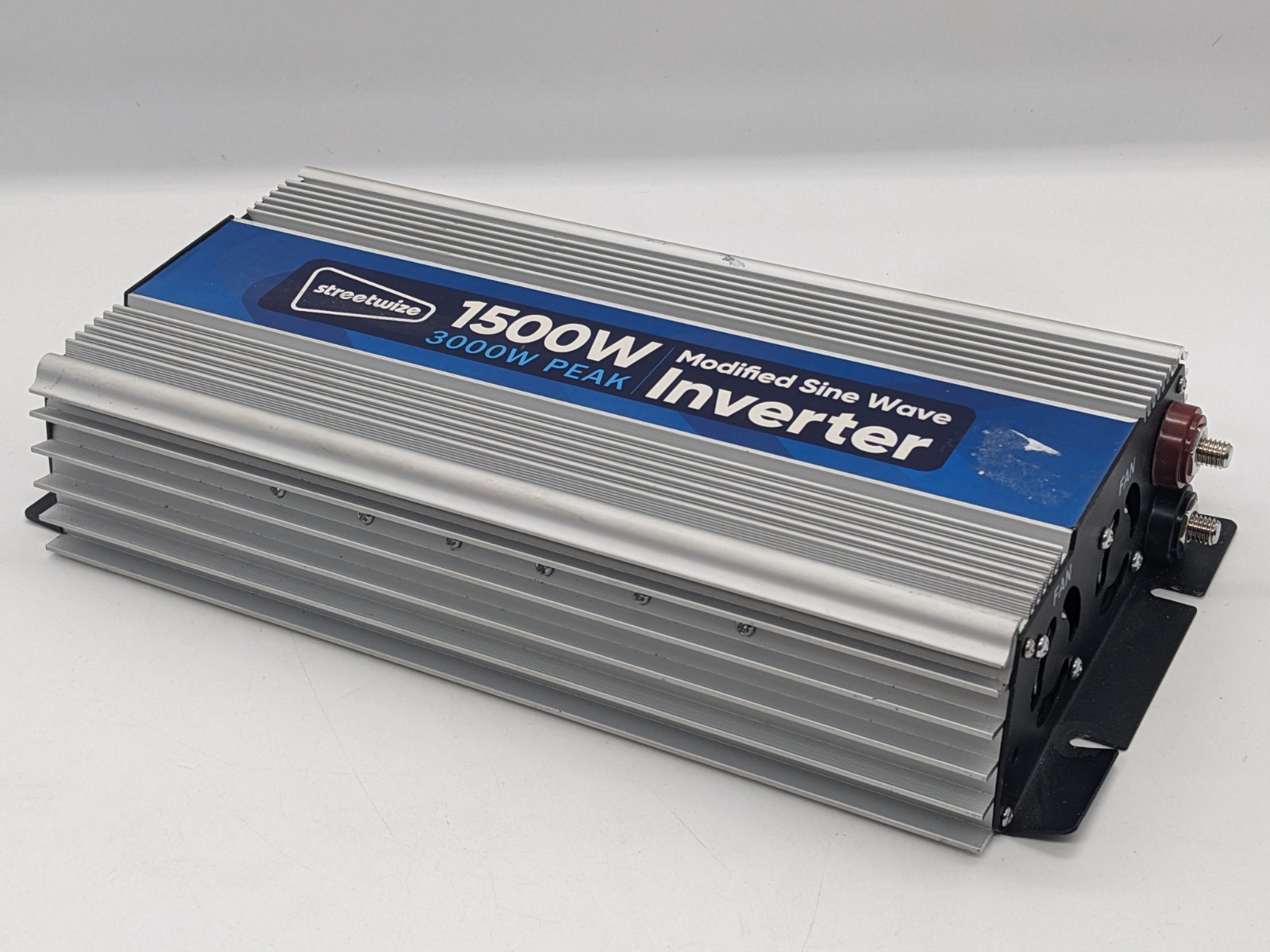 FAULTY Streetwize 1500W modified sine wave inverter 3000W peak UK SWINV1500 READ