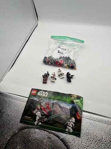 LEGO Star Wars: Republic Troopers Vs. Sith Troopers Set # 75001 100% Complete !