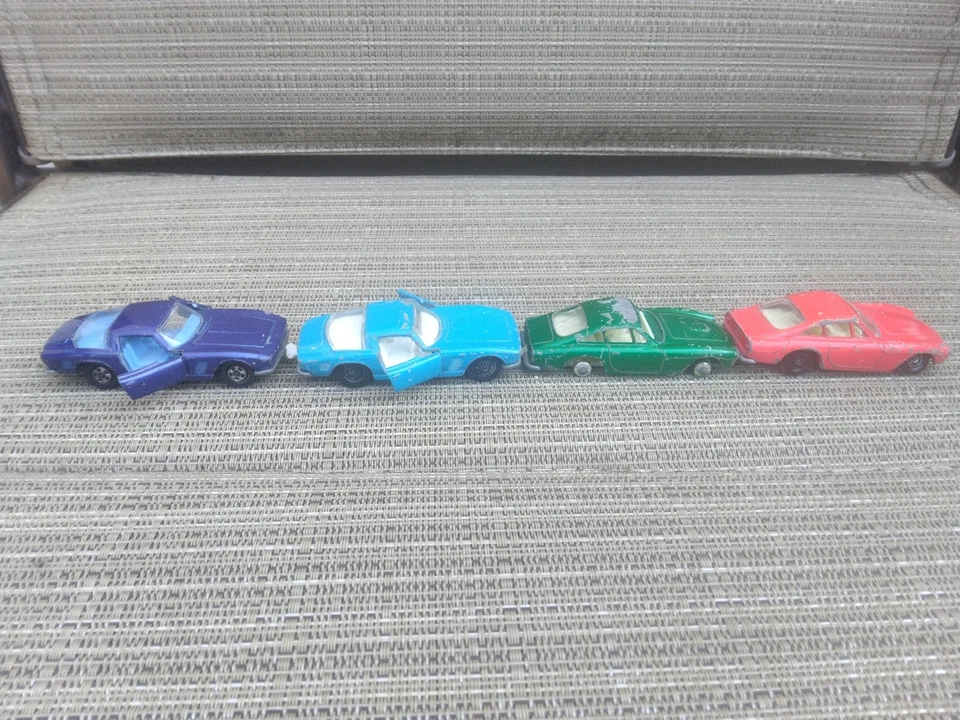 SET 4 Vintage MatchBox Cars. 2 Super fast #14, 2 Ferraris Berlinettas #75 - Image 3 of 4