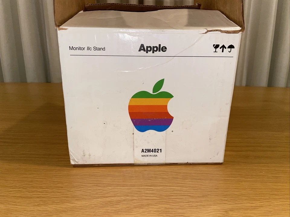 Apple IIc - Soporte para monitor NOS - Todavía en caja original con literatura Foto 4 de 4
