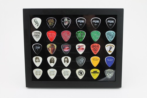 PLECTRUM SPECTRUM™ 8" x 10" Guitar Pick Display Insert - BLACK 30, NO FRAME - Picture 2 of 12