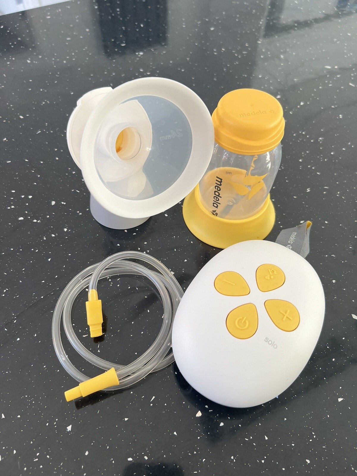 Medela Electric Breast Pump White/Yellow (101041621) eBay