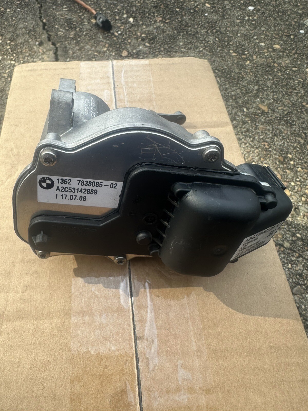 0813 OEM (VDO) BMW M3 E90 E92 E93 Throttle Body Actuator Motor S65 V8