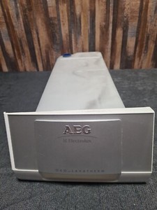 Ersatzteil Wärmepumpentrockner - AEG T59840 P502867 - Wasserfach Schublade Griff