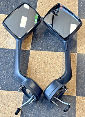 NEW GENUINE PACCAR OEM PAIR OF RH & LH AERO HOOD MOUNTED HEATED