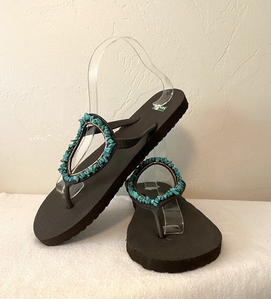 Sanuk Ibiza Monaco Women's Sandals Flip Flops Black Beaded Circle Size 9.5 - motivatetherapy.com