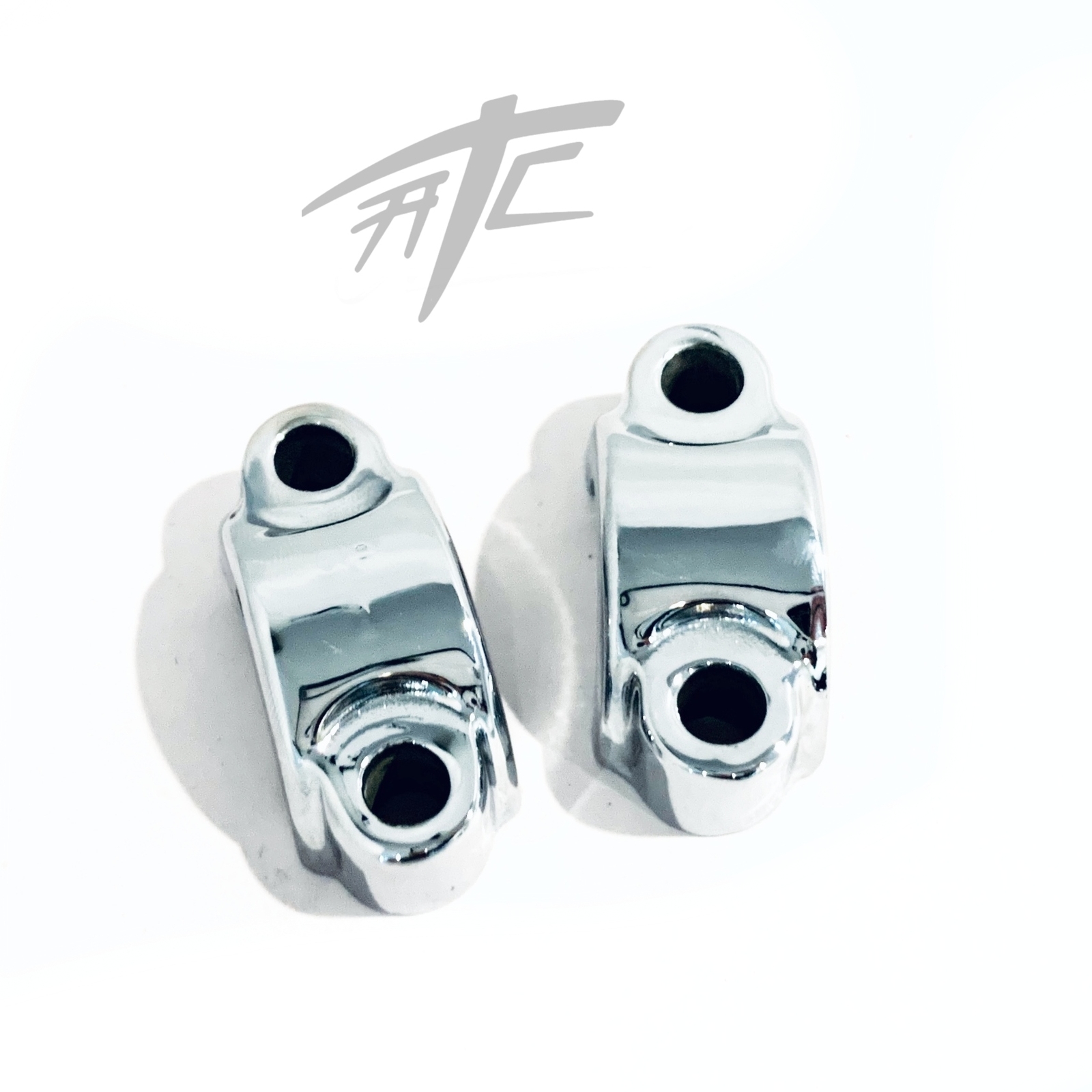 HAYABUSA CHROME OEM HANDLE BAR CLAMPS 2005 SUZUKI HAYABUSA