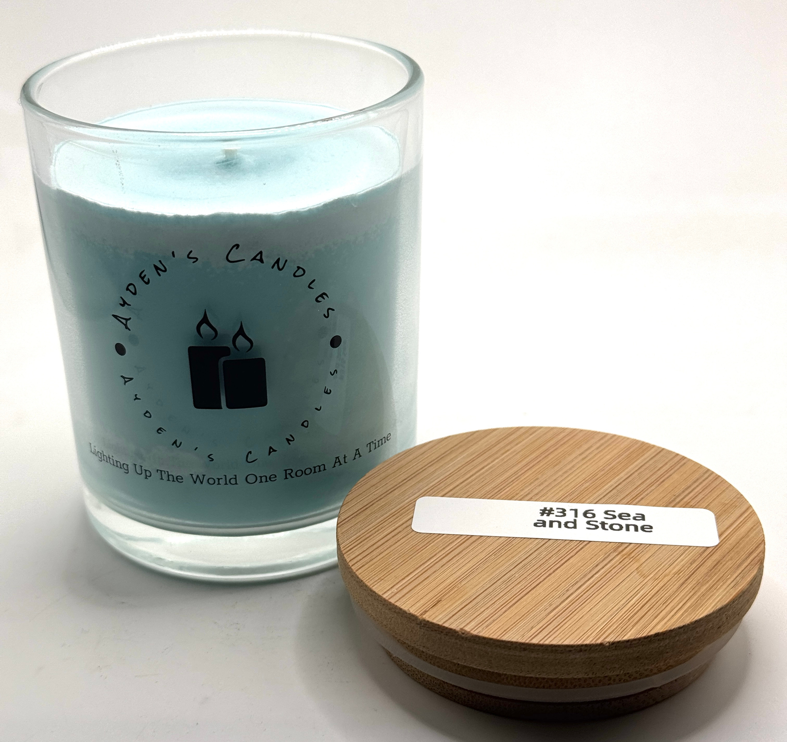 Aydens Sea and Stone Scented Candle #316 – Fresh Coastal Aroma-image
