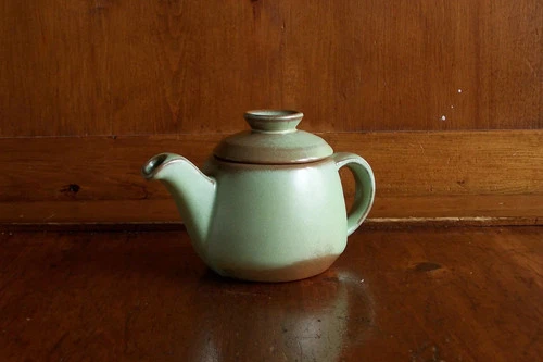 Vintage FRANKOMA Prairie Green  Plainsman mini  Teapot w/ Lid 6J