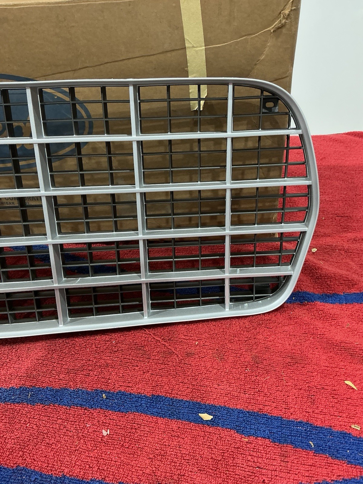 NOS 1972 Ford Gran Torino Ranchero Grille D2OZ-8200-D | eBay