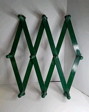 Vintage Large Green Wood 10 Peg Accordian Expandable Coffee Cup Mug Hat Rack